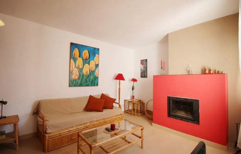 1077 Apartment Paola