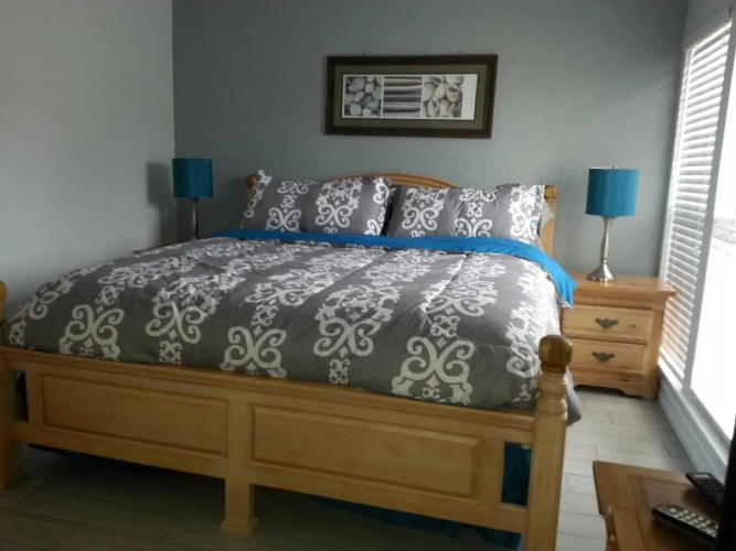 1+1 Large condo Sarasota