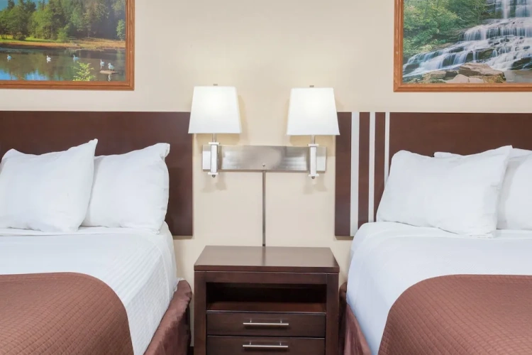 Economy Quadruple room