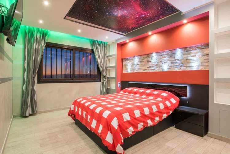 109. Romantic Apartment with Heated Pool
