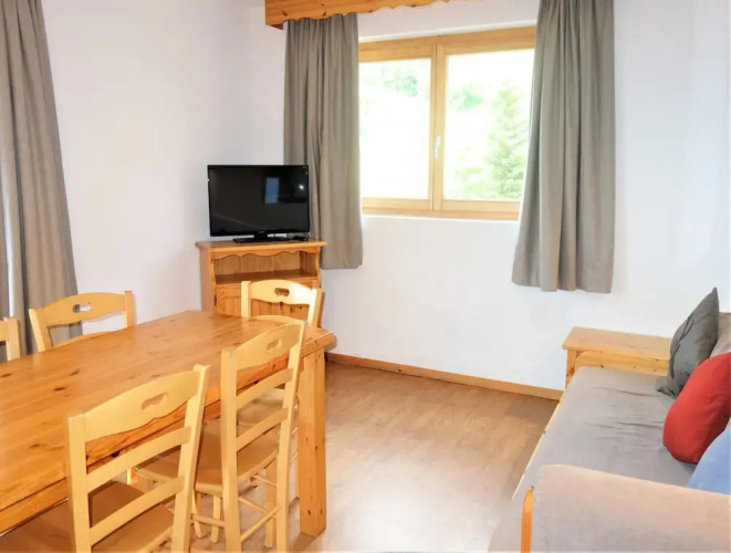 Flat in Nendaz With Ski-in/ski-out Access