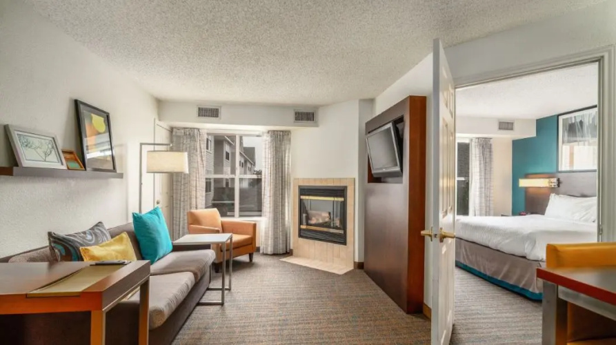 2 Bedrooms Suite