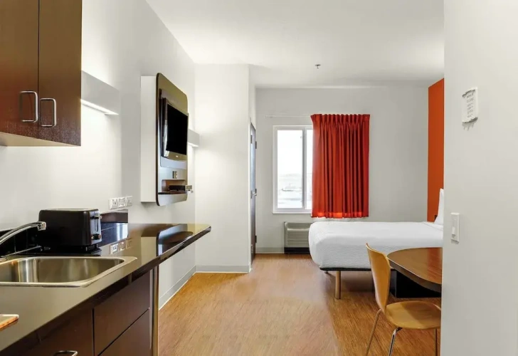 Standard Double Suite