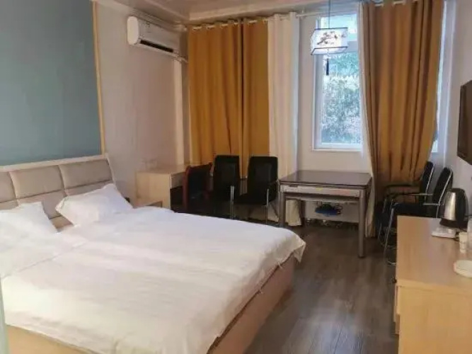 Chongqing Jingyi Business Hotel