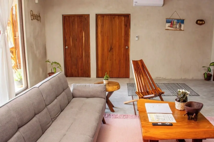 4 Bedrooms Family Suite with courtyard view