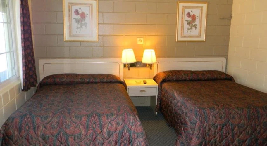 Budget Inn