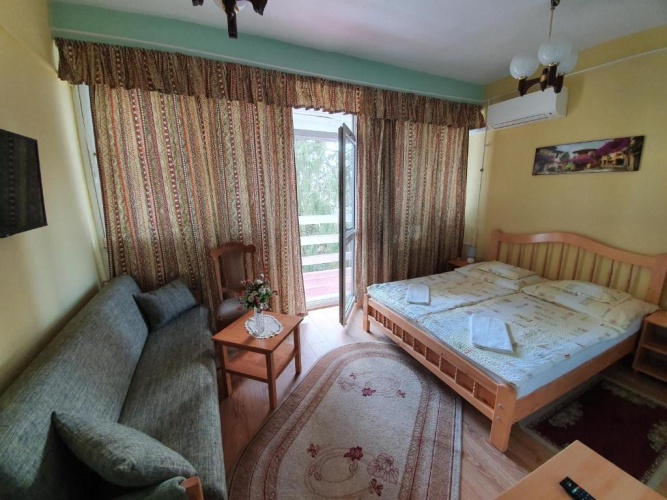 2 Bedrooms Double Apartment with balcony