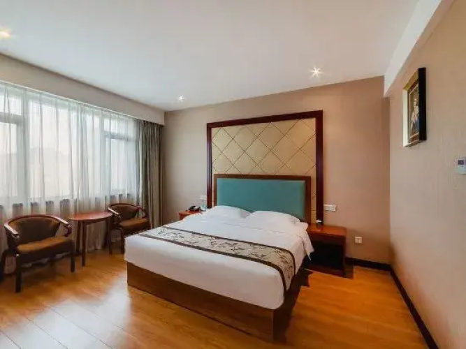 Huaining Hongbo All Seasons Hotel