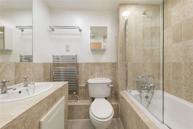 Quiet Elegant 2 beds 2 Bath Trafalgar Square