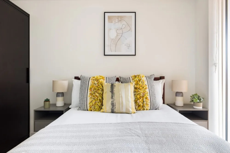 2 Bed Apartment in Shoreditch
