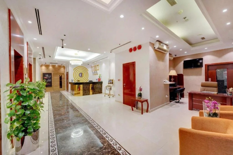 Skylight Hotel