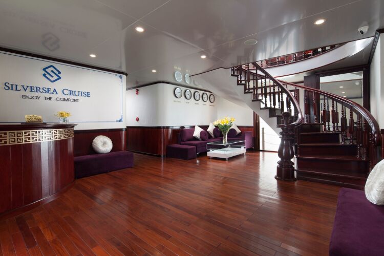 Halong Silversea CruiseOver view