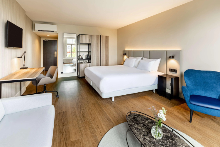 NH Amsterdam Schiller photo 7