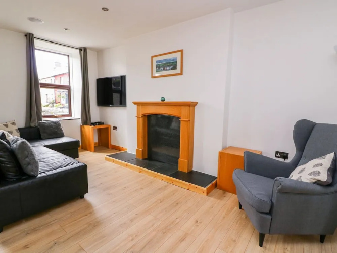 1 Poplar Terrace