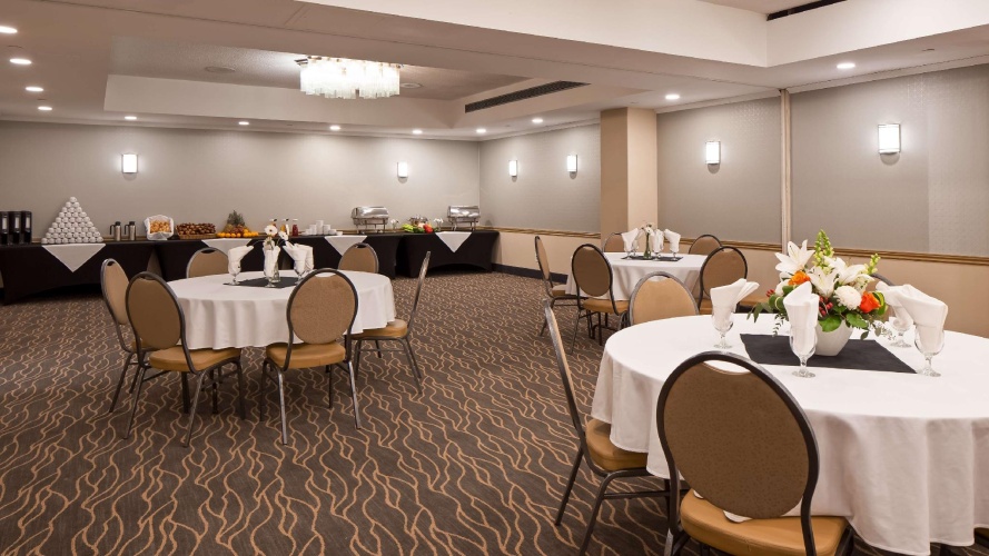 Best Western Plus Ottawa City Centre photo 41