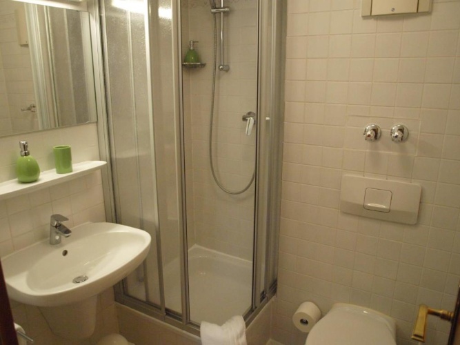 Economy Single room