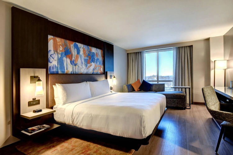 Marriott Tulsa Hotel Southern Hills photo 8