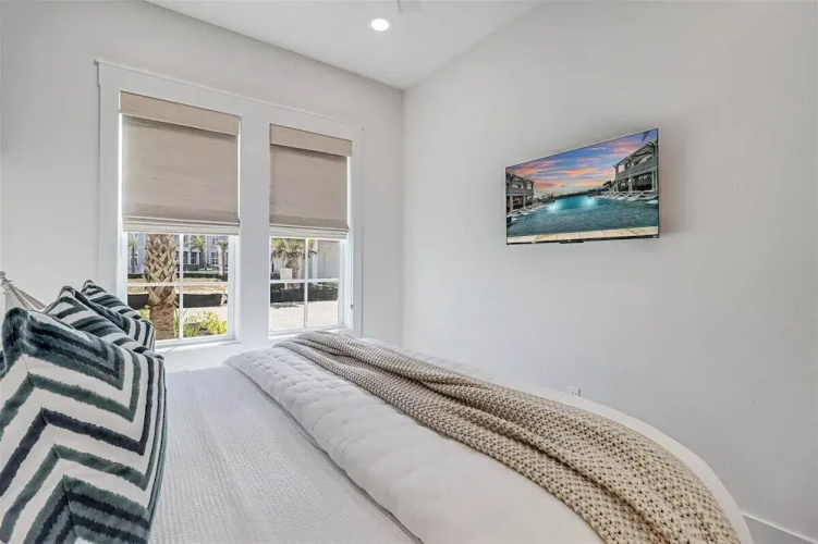 Afterley Pointe 213 LAK