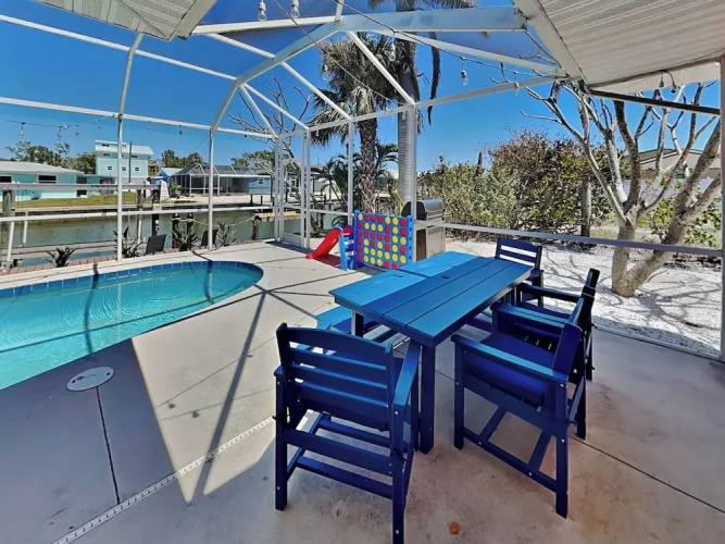 Shell Mound Beach Cottage by Distinctive Beach Rentals