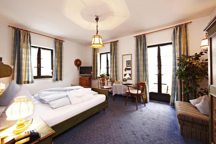 Standard Double room with view