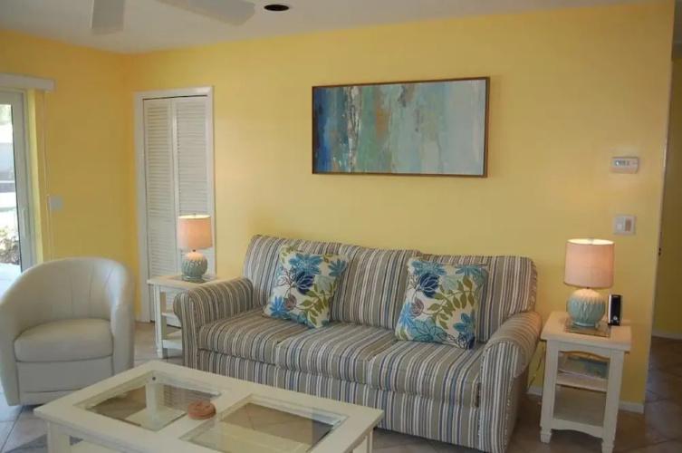 Aloha Kai - Unit 61 2 Bedrooms 2 Bathrooms Apts
