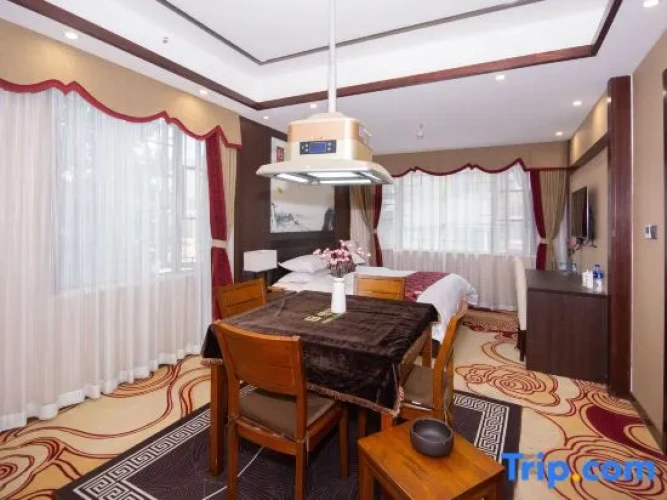 2 Bedrooms Deluxe Suite