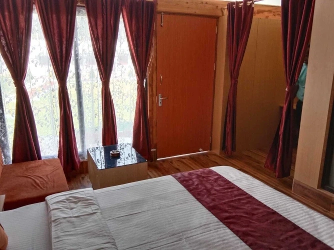 Deluxe Double room