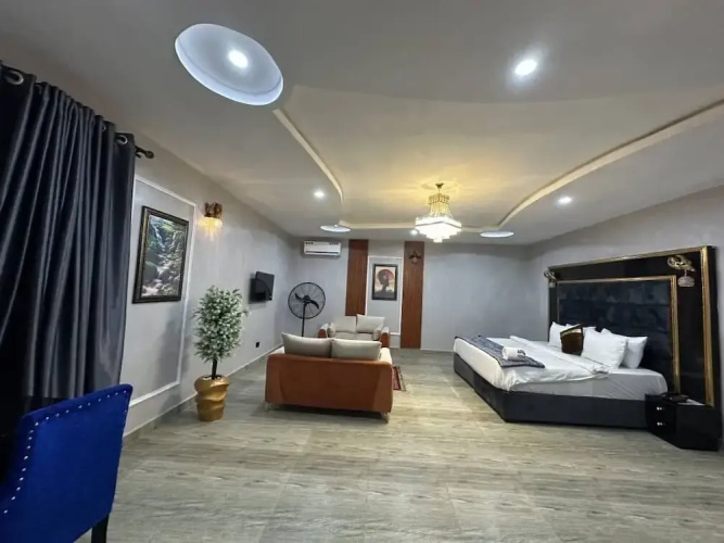 mountaintop suite and apartment