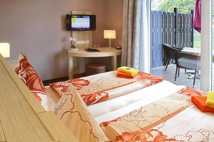 Superior Double room with balcony and with river view