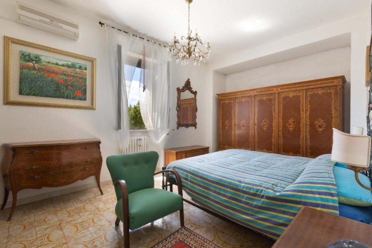 3 Bedrooms Cottage