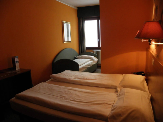 Hotel Corona