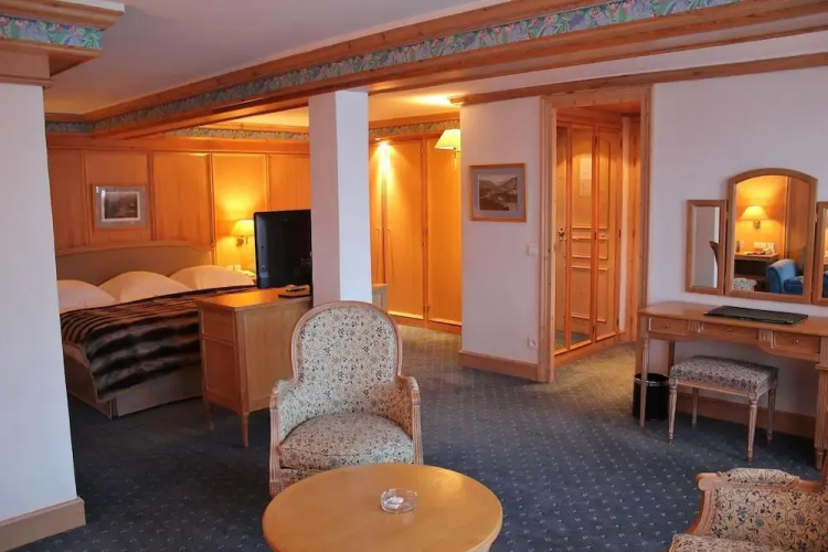 Hotel Carlina Courchevel