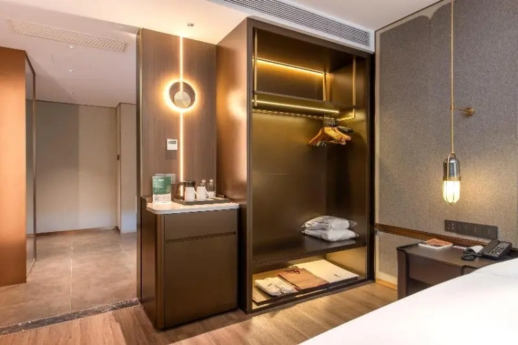 Standard Suite