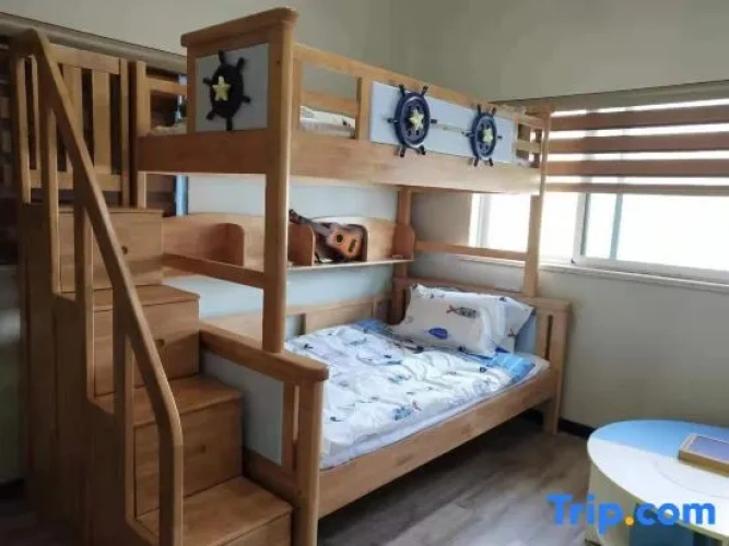 Deluxe Family Suite