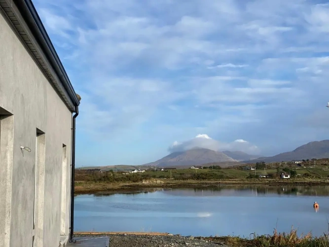 2 Bedrooms Cottage