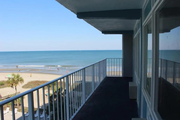 Standard room with ocean view