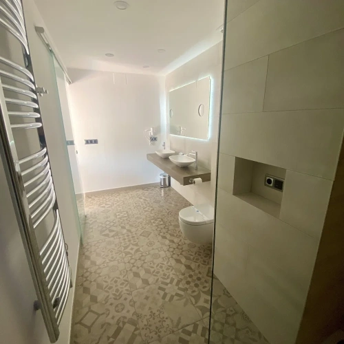 Suite with balcony