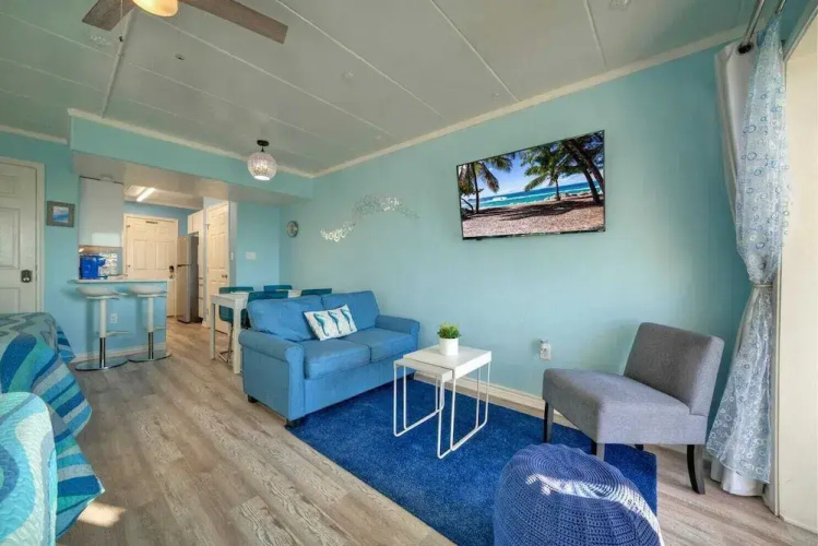 2 Condos in Beachfront Complex Pool Pickleball Bubbly Blew Seaside Blessing