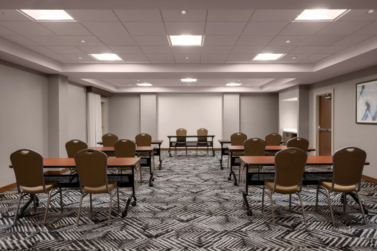 Hyatt Place Chantilly Dulles Airport South photo 18