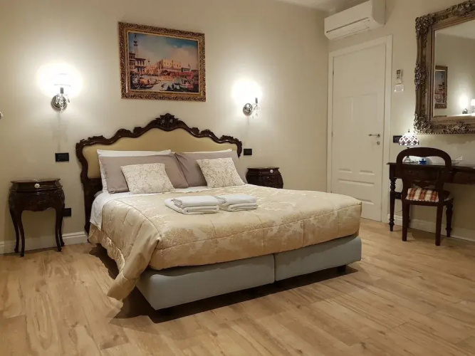 B&B Fine Venice