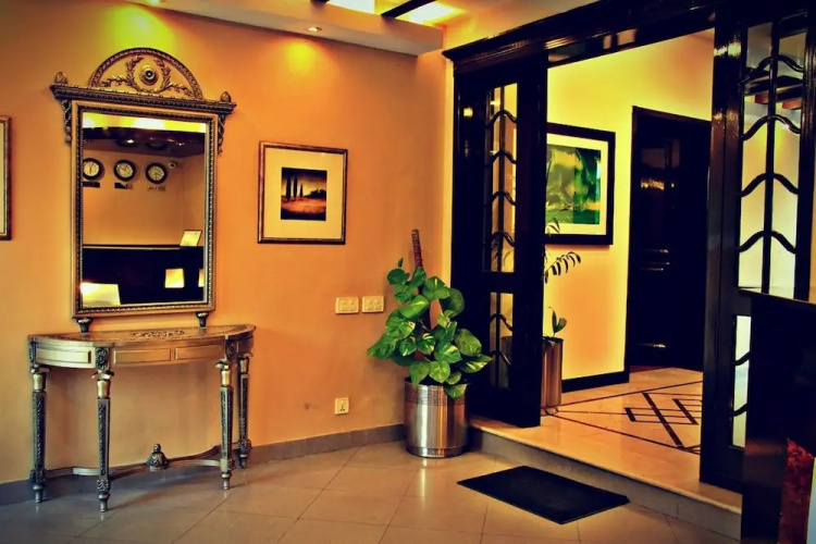 Bravo Hotel