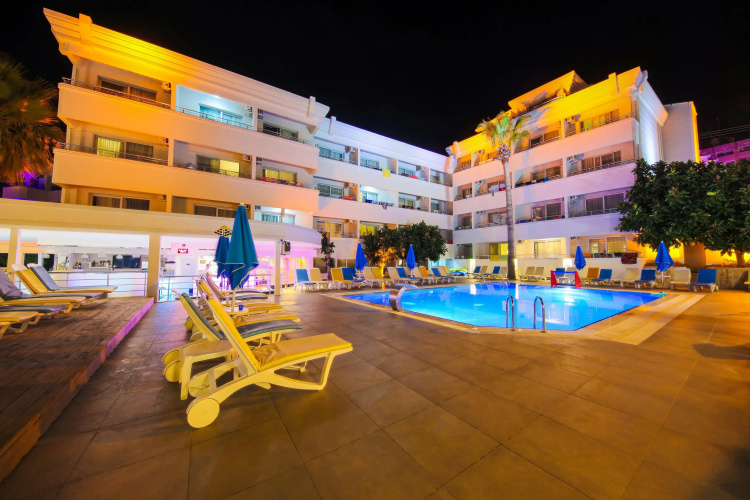 Banu Hotel Luxury - All Inclusive