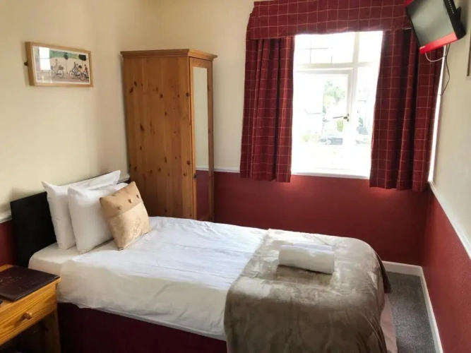 Standard Single room