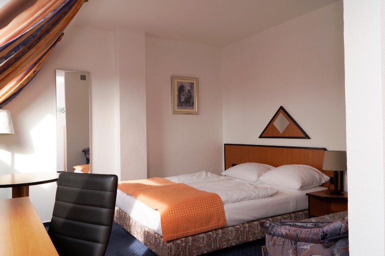 Standard Single room
