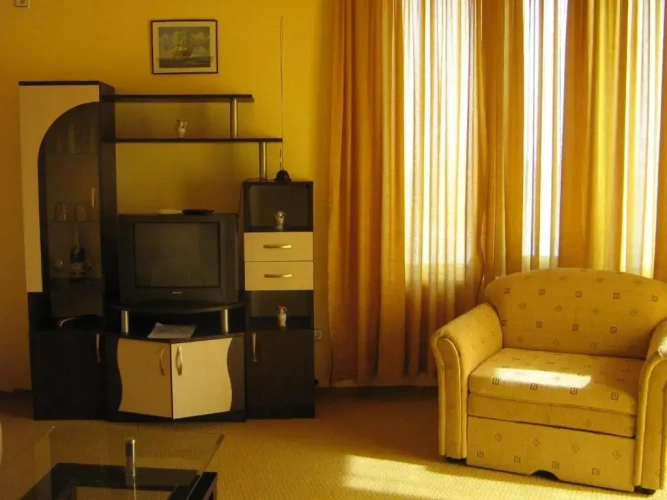 1 Bedroom Apartment with sea view