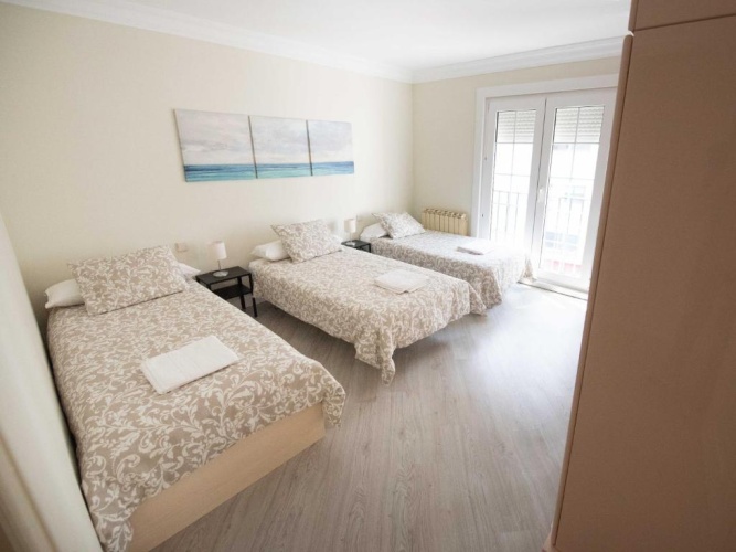 3 Bedrooms Apartment