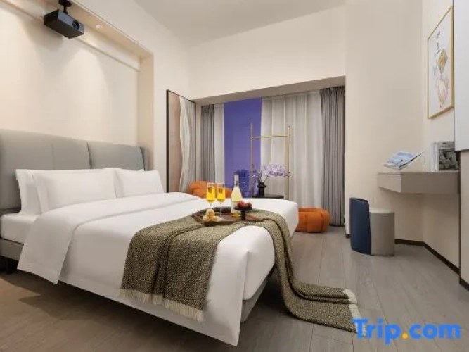 Standard Double room with river view