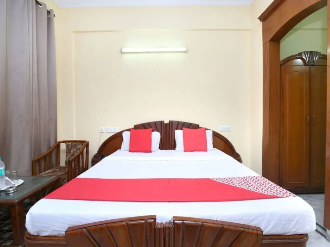 Hotel Ashish