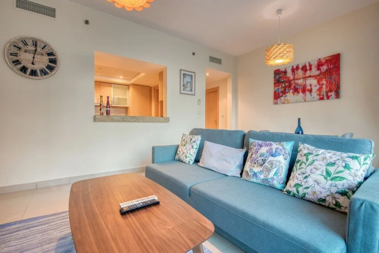 1 Bedroom Apartment