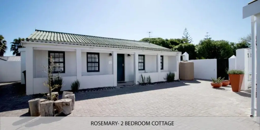 2 Bedrooms Cottage